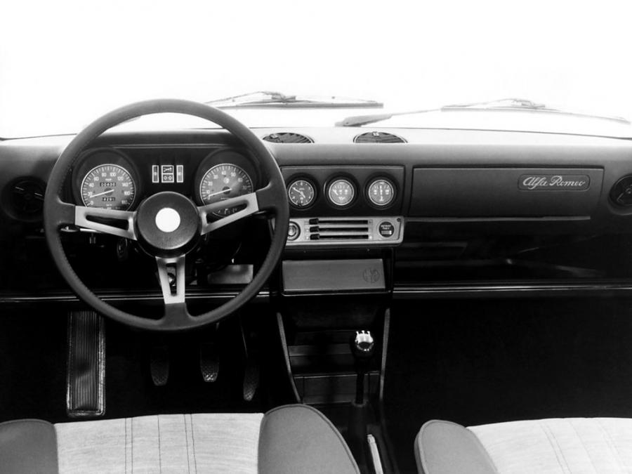 Торпедо Alfa Romeo Alfasud ti (901) 1978 года  (фото 5 из 9)